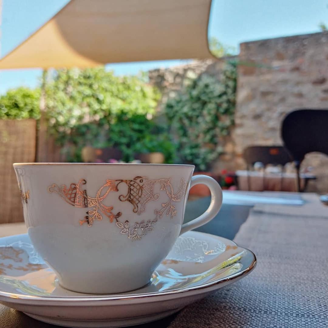Dimora Delle Muse Bed & Breakfast Монталчино Екстериор снимка