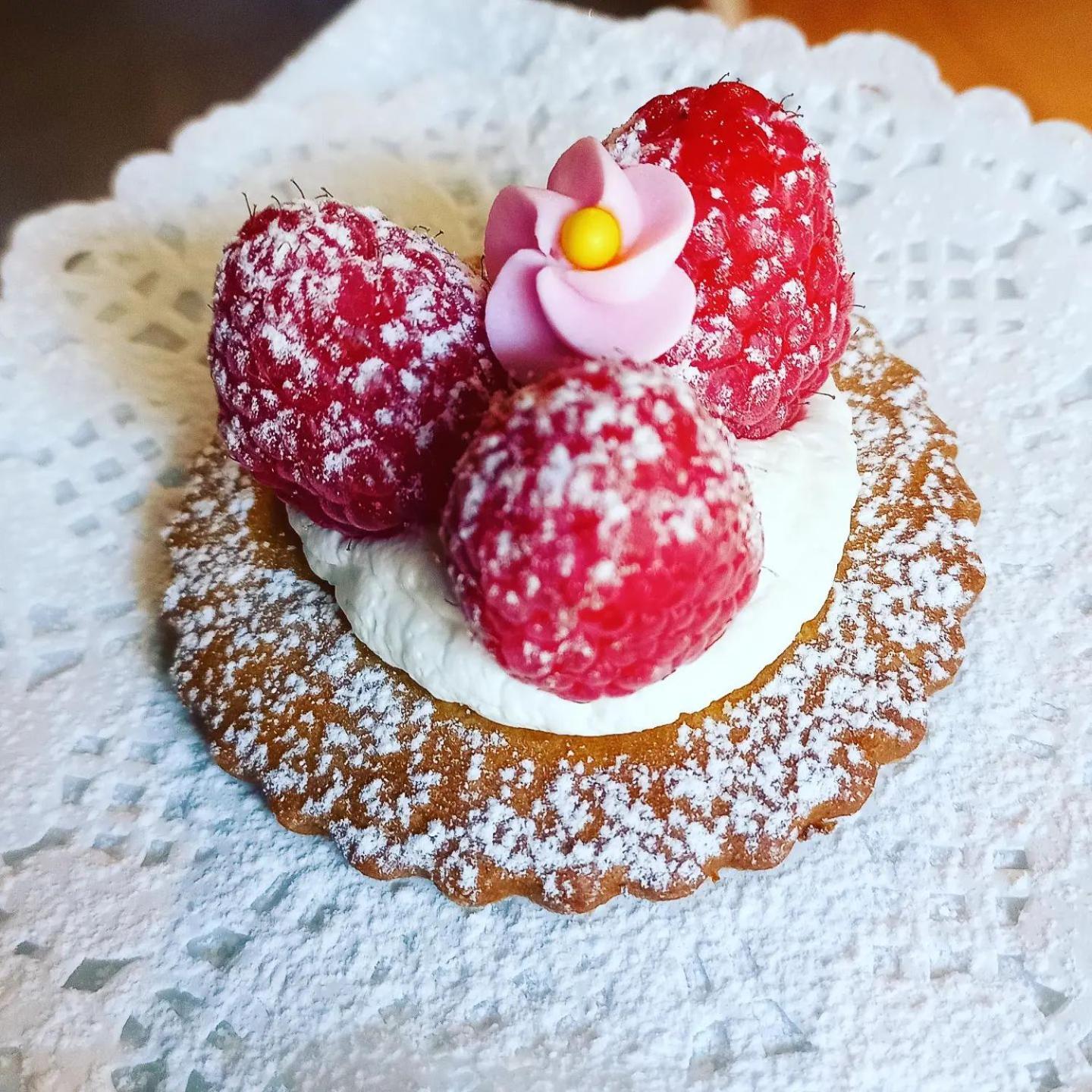 Dimora Delle Muse Bed & Breakfast Монталчино Екстериор снимка