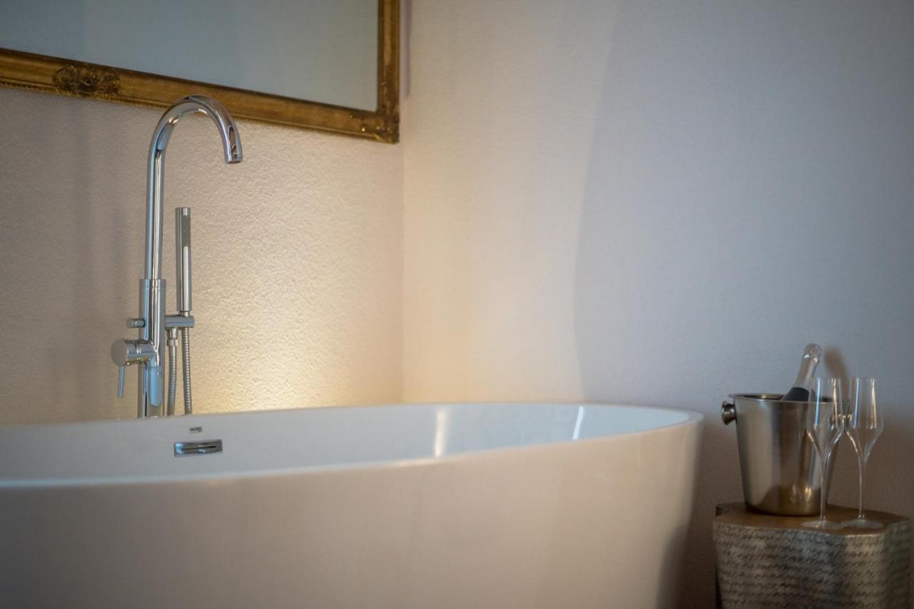 Dimora Delle Muse Bed & Breakfast Монталчино Екстериор снимка