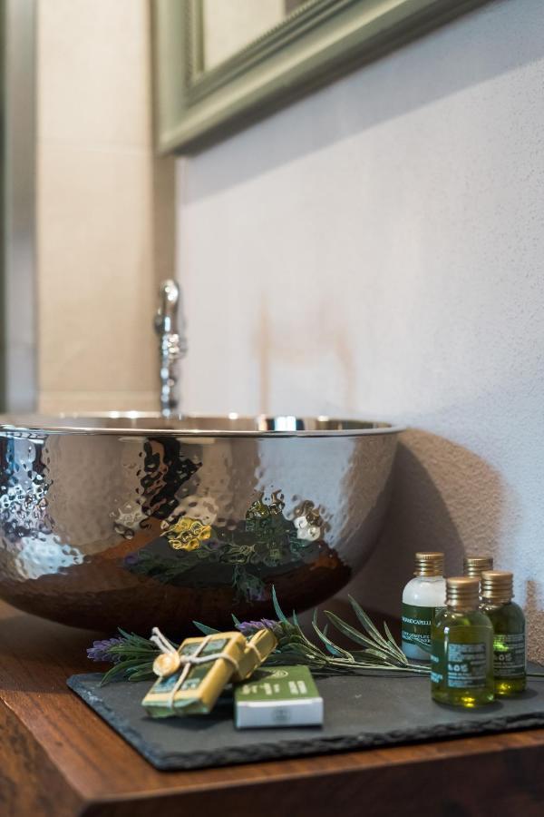 Dimora Delle Muse Bed & Breakfast Монталчино Екстериор снимка