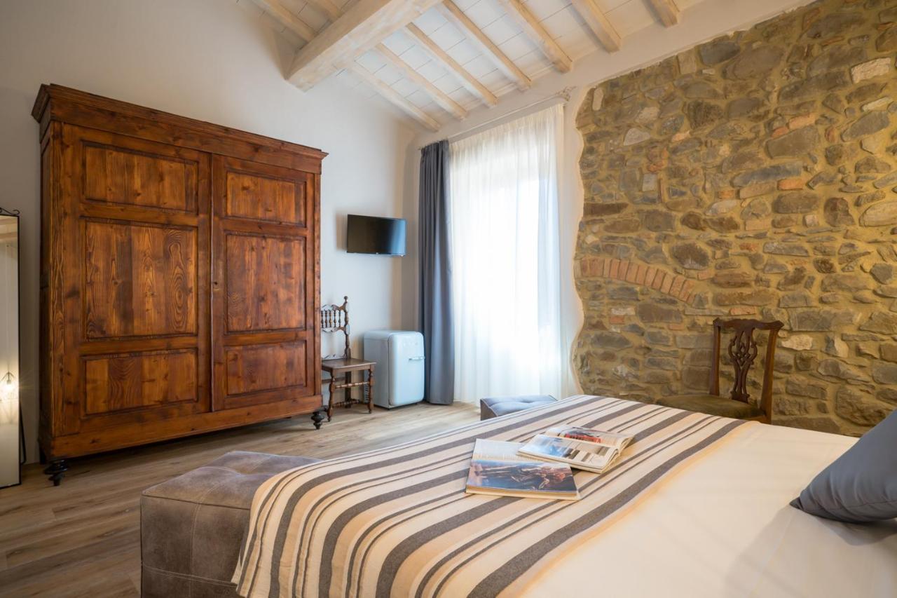 Dimora Delle Muse Bed & Breakfast Монталчино Екстериор снимка